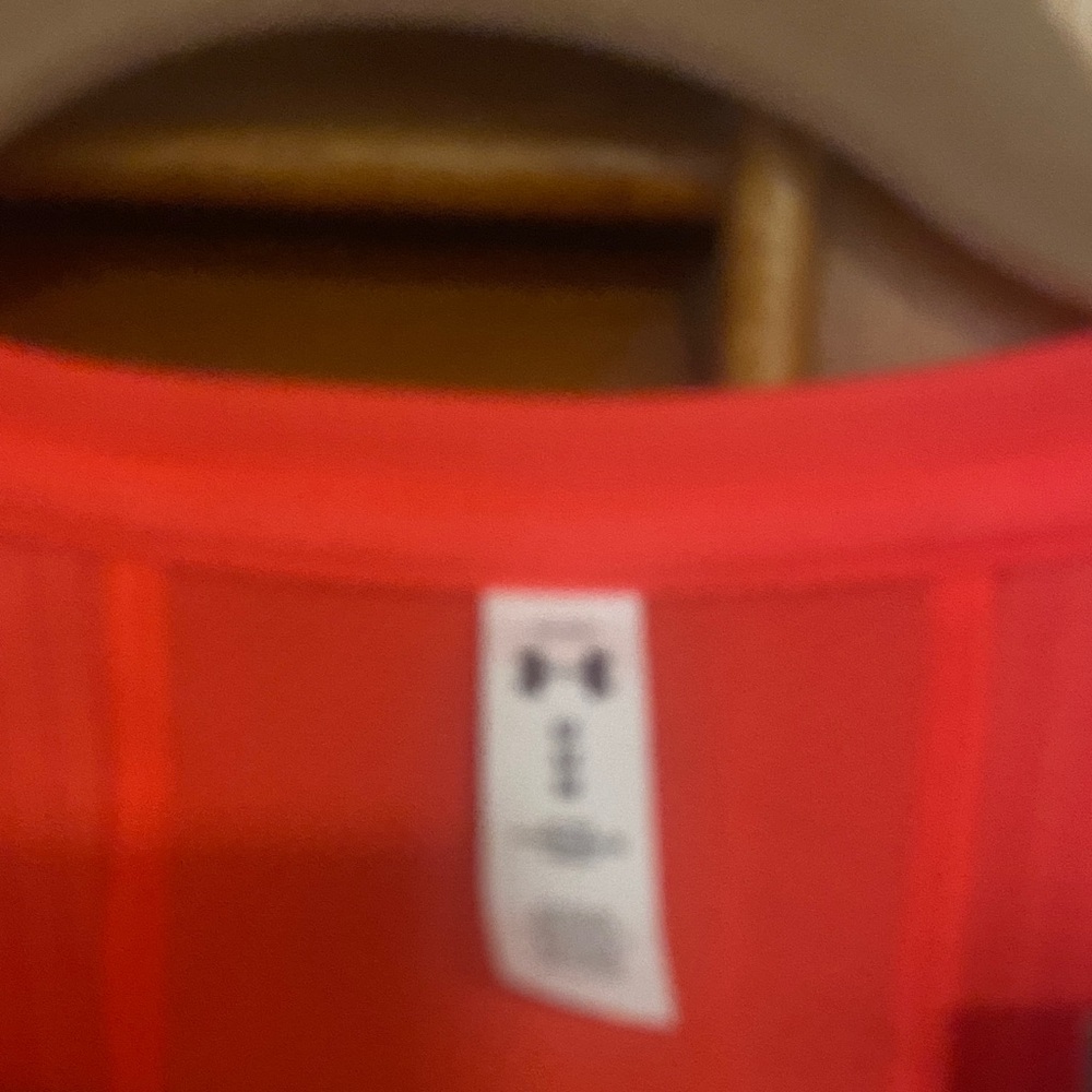 Under Armour Women's Bright Red Short Sleeve Tee - Picture 4 of 8